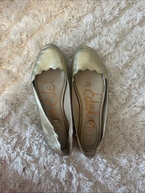 Sam Edelman Metallic Gold Scallop-Edge Ballet Flats